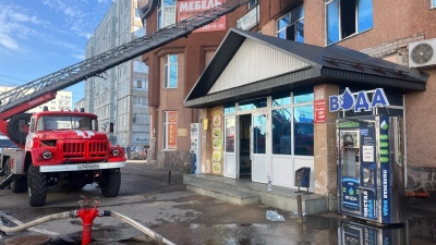 Пожар в ТЦ «Солнечный» в Стерлитамаке локализован