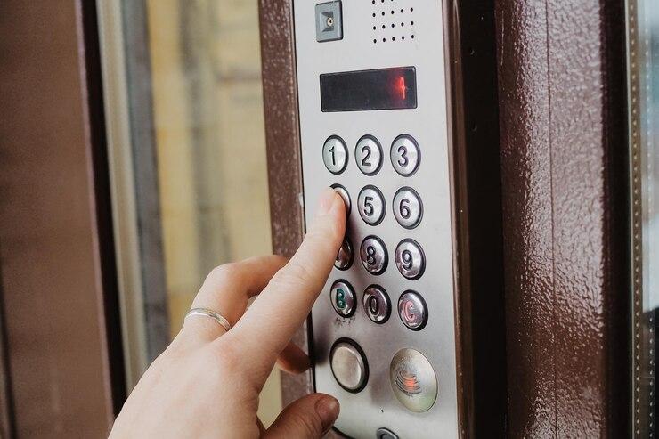 В Липецке домофоны подключают к региональной системе оповещения и Системе-112