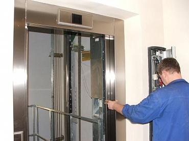 В Москве по программе капитального ремонта заменили более 5 тыс. лифтов
