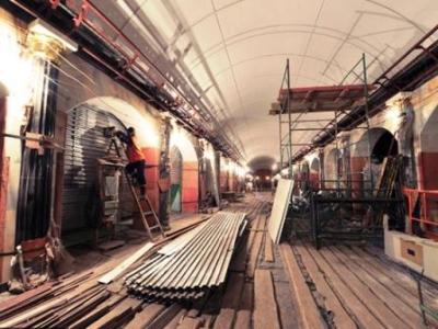 При строительстве двух станций метро Санкт-Петербурга нашли 32 нарушения