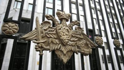 Режимные объекты Минобороны России оборудуют «фонарями-охранниками»