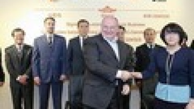 B2B-Center открывает границы