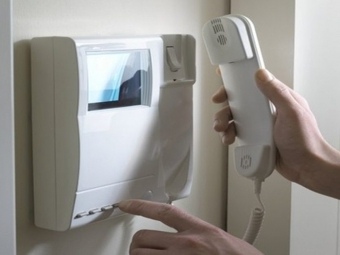 Глава Сибирского центра МЧС предложил оповещать жителей о ЧС по интернету и домофонам