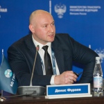 Денис Фураев