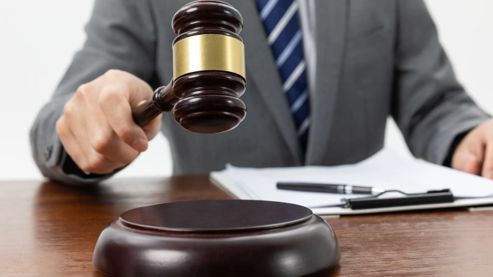 Площади лесных пожаров будут измерять по-новому: спутниками и дронами