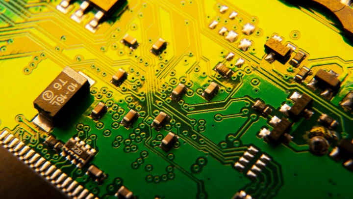 Достижения российской микроэлектроники и СВЧ-техники: шаг к технологическому суверенитету