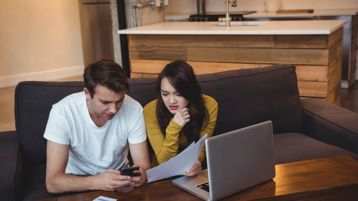 Минцифры рассматривает возможность ввести штрафы для УК, блокирующих доступ провайдеров