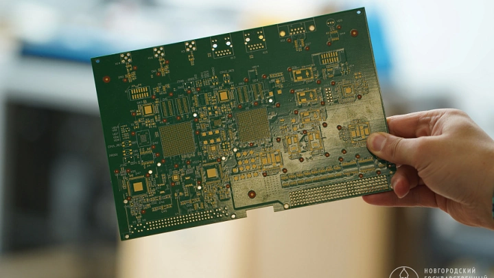 В Новгородском университете создали нейросеть для поиска дефектов микросхем