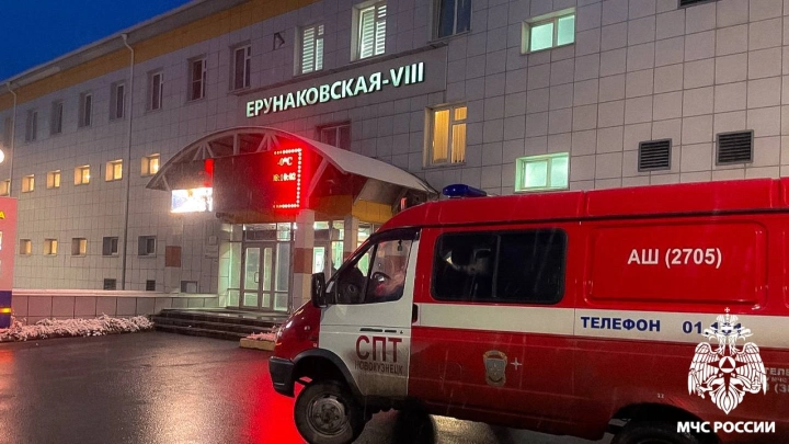 Обрушение на шахте Ерунаковской-8: в выработке ведутся работы по разбору завалов