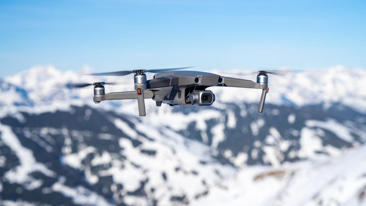 В Новосибирской области нарушение запрета выезда на лед будут фиксировать дроны