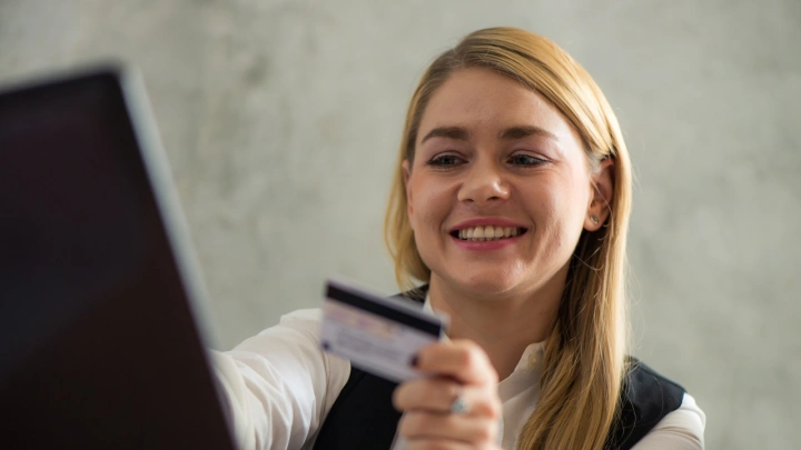 Доверие пользователей назвали главным условием успеха биометрической оплаты