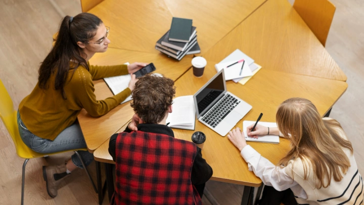 Фонд «Сколково» и Минпромторг поддержат грантами разработчиков в сфере транспортной мобильности, БАС и энергетики