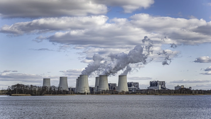 Росатом внедряет ИИ-ассистентов на АЭС без передачи им функций управления