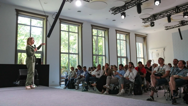 В Москве в инновационном кластере «Ломоносов» завершилась крупнейшая мультиформатная конференция TECH WEEK 2025