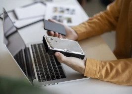 Власти потребовали корпусировать и монтировать SSD и DDR только в России