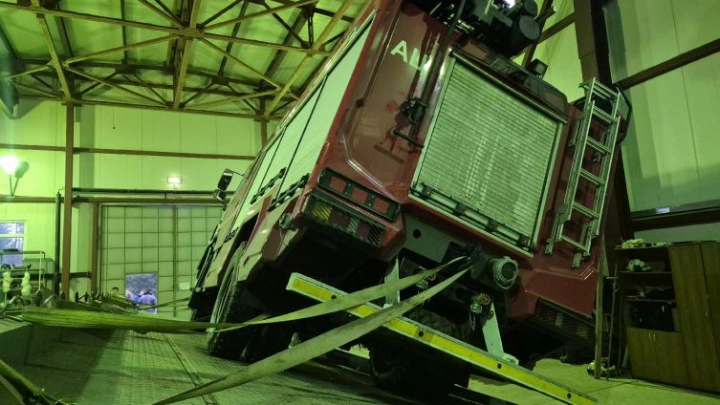 Во ВНИИПО МЧС России замерили угол устойчивости пожарного автомобиля