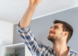 В Уссурийске многодетным семьям бесплатно устанавливают пожарные извещатели