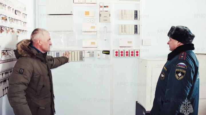 В МЧС хотят ужесточить ответственность за содержание домов престарелых в жилых помещениях