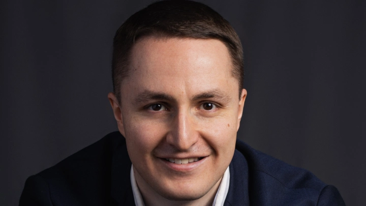 Заур Абуталимов: «Рынок быстро смещается от «просто видеонаблюдения» к более умным платформам, где видео становится источником управленческих сигналов»