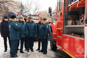 15 бронированных автоцистерн направило МЧС в новые регионы и Белгородскую область