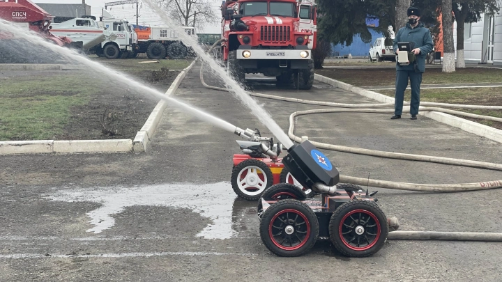 МЧС использовало робототехнику во время учений на территории режимного объекта