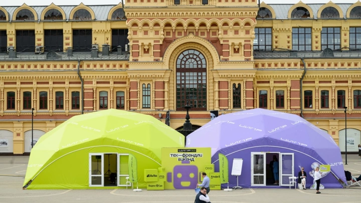 На фестивале «Тех-Френдли Викенд» выступят Владимир Сурдин, Алексей Семихатов, Даниил Трабун и другие эксперты