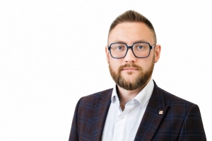 Артем Модин