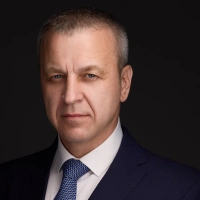 Константин Белоусов