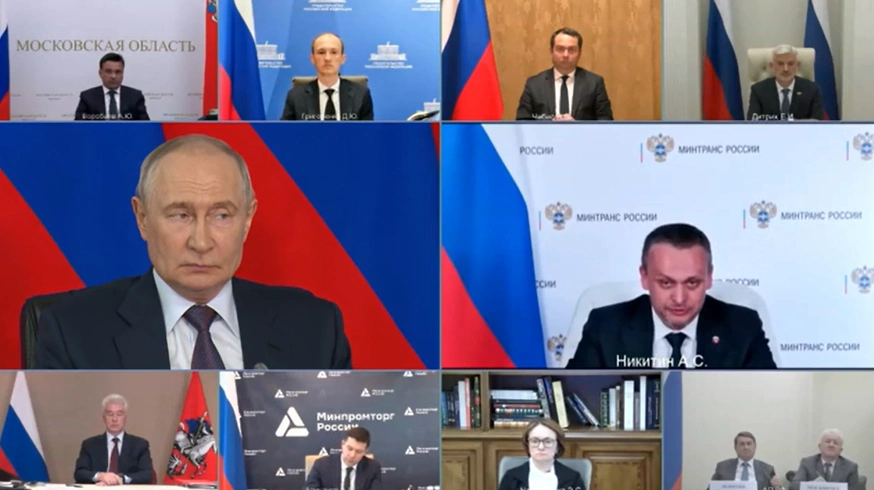 Развитие цифрового контроля транспорта: штрафы за опоздание на две минуты и оплата проезда через MAX