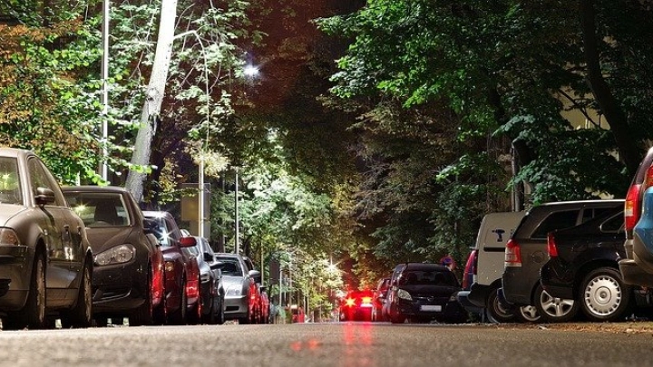 1,5 тысячи нарушений парковки выявили мобильные «Парконы» Санкт-Петербурга за сутки