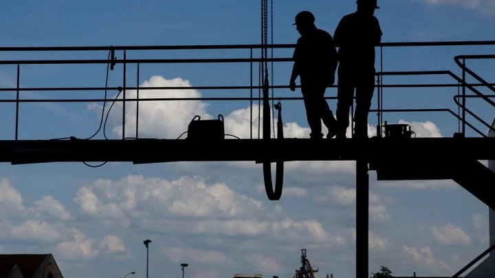 Правительство РФ одобрило пилотный проект по внедрению дистанционной системы контроля на опасных производственных объектах