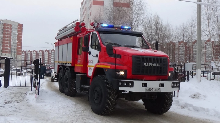 Сотрудники МЧС Пензенской области проверили дворы многоквартирных домов на соответствие правилам противопожарного режима