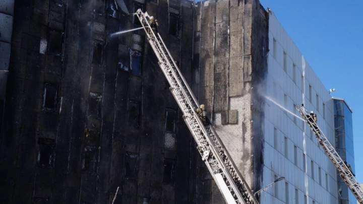 Пожар в ТОЦ «Скала» в Самаре мог возникнуть из-за нарушений технологии монтажа фасада