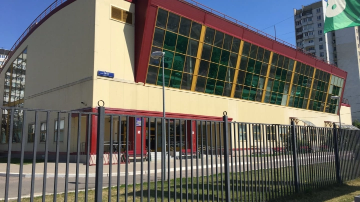 2,8 млн рублей потратят на оборудование спортшкол Москвы биометрическими терминалами для проверки масок и измерения температуры