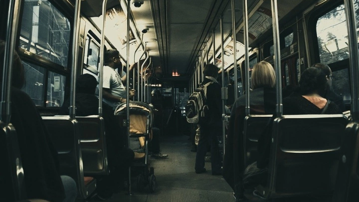 Общественный транспорт Кирова оснастят порошковыми огнетушителя