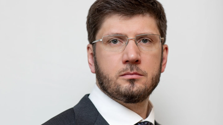 Александр Ломакин назначен на должность первого заместителя руководителя министерства строительства и ЖКХ России