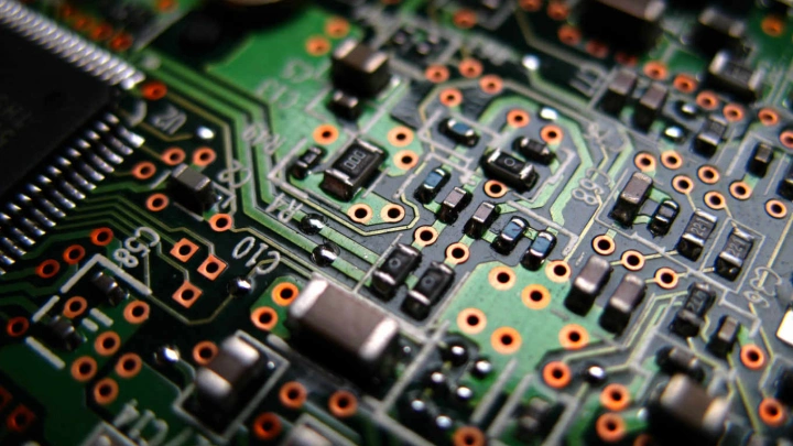 В мае 2021 года могут быть введены дополнительные ограничительные меры при госзакупках электронной продукции