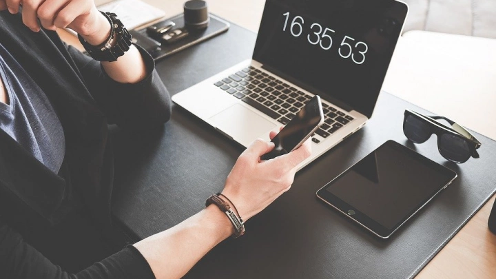 Исследование компании Huawei: 67% специалистов предпочитают работу вне офиса