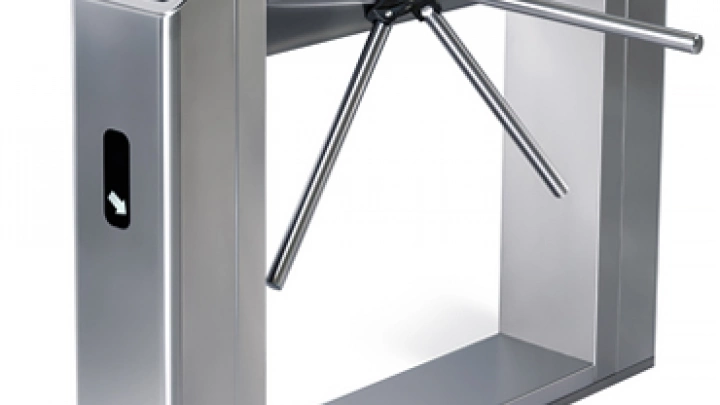 PERCo запустила продажи нового моторизованного тумбового турникета