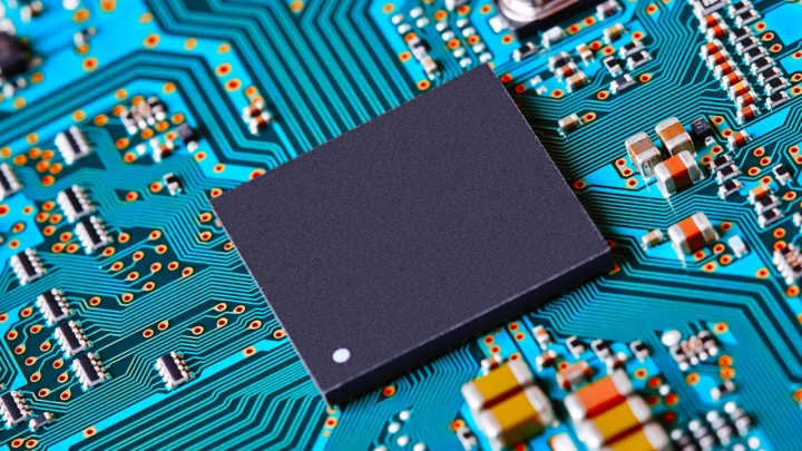 Почему мировой дефицит микросхем откроет для российских производителей микроэлектроники «окно возможностей»