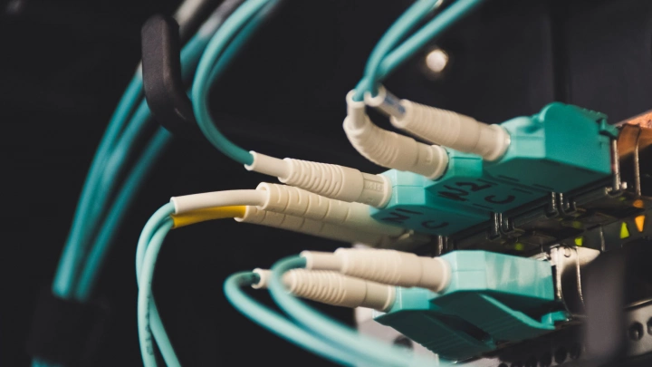 Запасы электронных компонентов для серверов на исходе