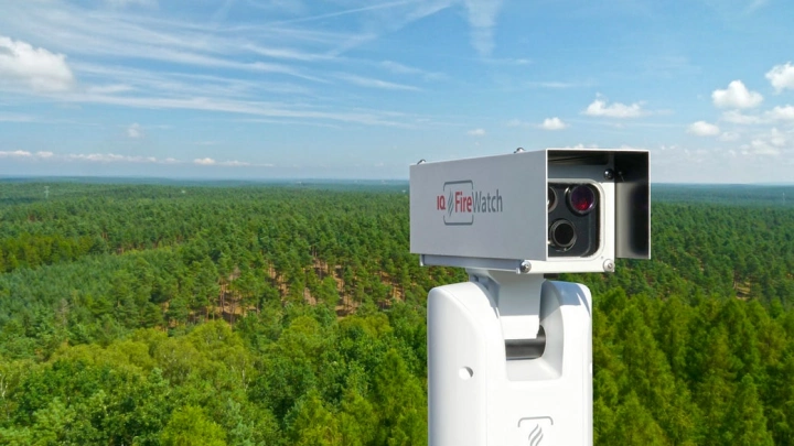В России стартовали продажи уникальной системы предупреждения лесных пожаров на базе искусственного интеллекта IQ FireWatch
