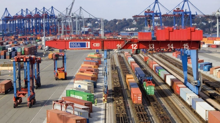 Правительство РФ рассмотрит проект Транспортной стратегии до 2030 года