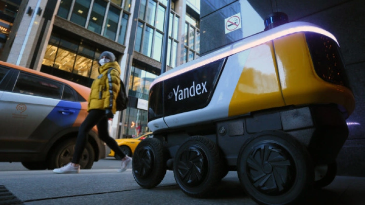 «Почта России» будет доставлять посылки роботами «Яндекса»