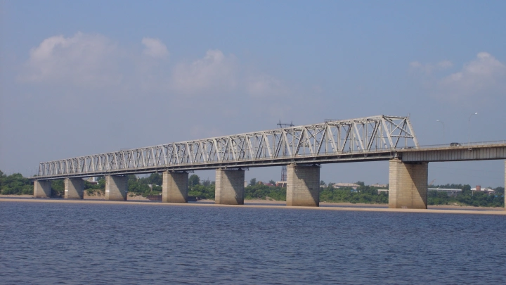 7,1 млн. рублей потратят на охрану моста через реку Зея в Благовещенске