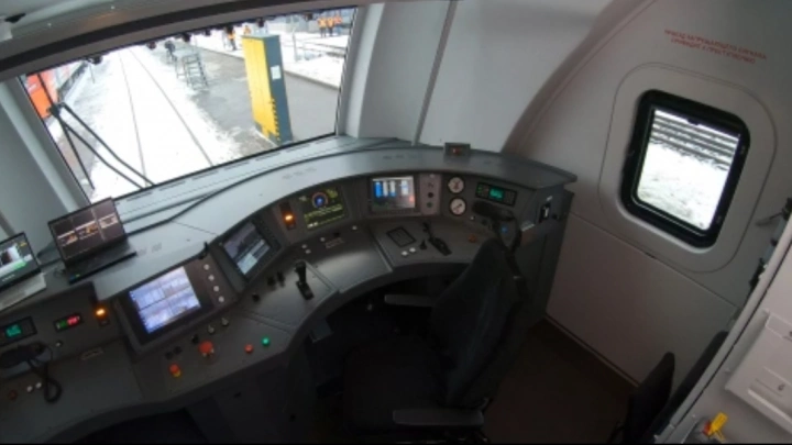 Беспилотная «Ласточка» на МЦК совершила первые тестовые поездки в автоматическом режиме