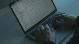 Group-IB оценила оборот нелегальной онлайн-продажи алкоголя в 2021 году