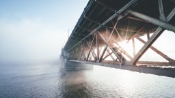 Охрана Минтранса будет следить за безопасностью на путепроводе в Крыму