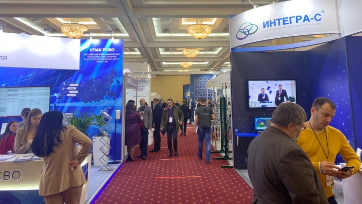 Никита Уткин заявил на ТБ форуме  об утверждении первого международного стандарта промышленного интернета вещей