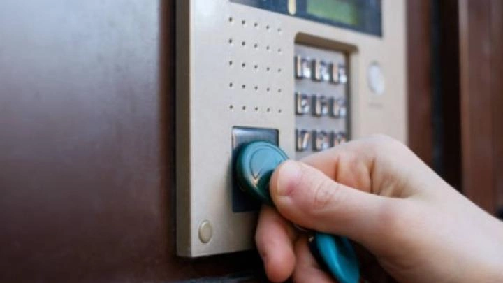 В Омске внедряют «Умную» систему видеонаблюдения «Безопасный двор»